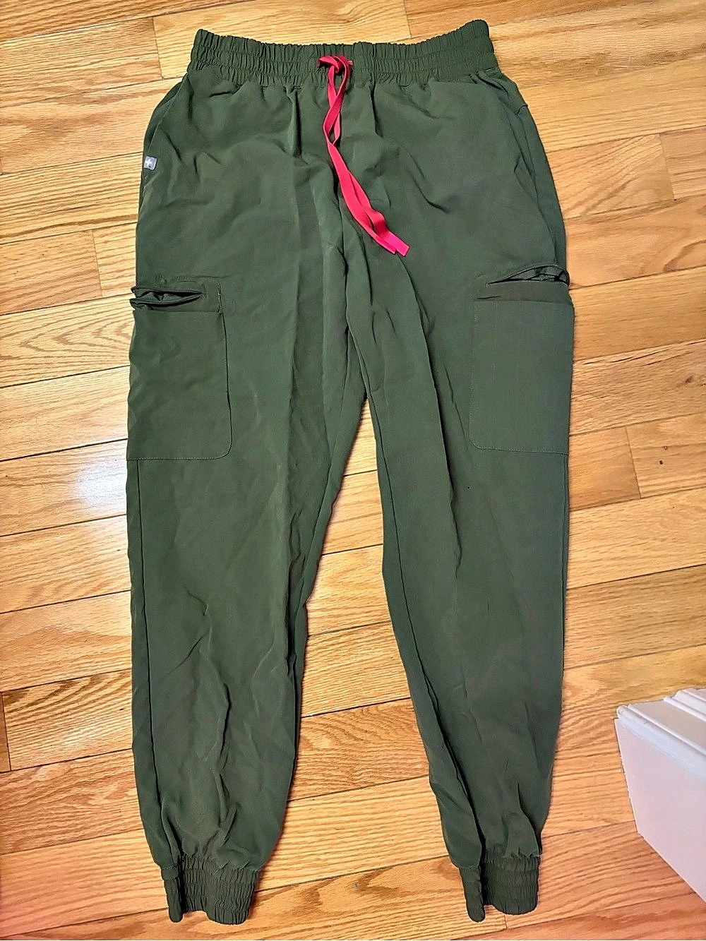 FIGS Zamora Jogger Scrub Pants Green